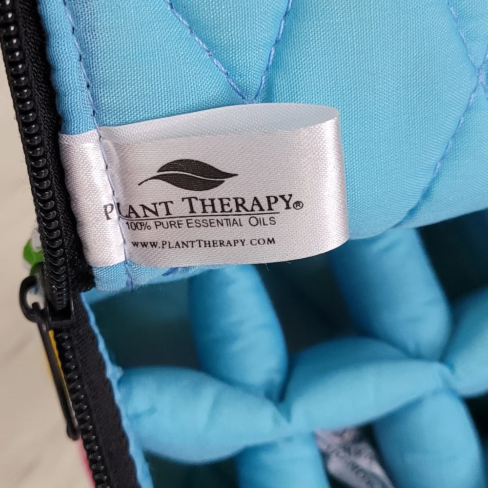 NEW Essential Oil Carrying Case 9 Bottles